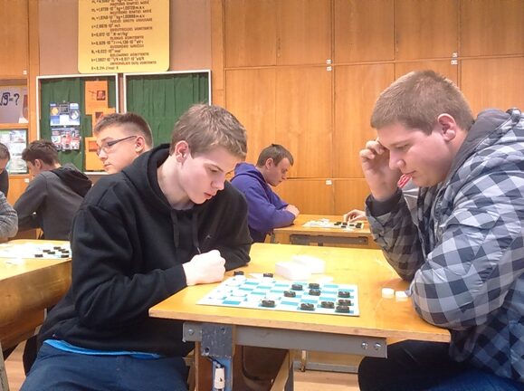 Mokykloje įvyko moksleivių šaškių ir šachmatų turnyras