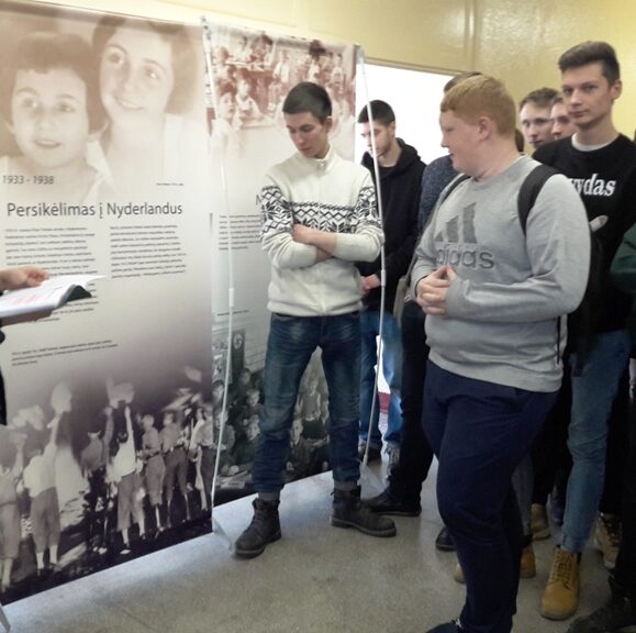 Tarptautinė edukacinė paroda „Leiskite man būti savimi...“