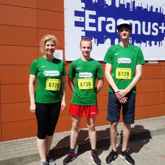 Mokyklos atstovai dalyvavo bėgime „We run Vilnius“