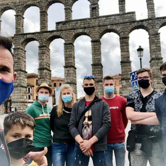 Erasmus+ pandemijos metu: Būti ar nebūti? Atsakome: Būti!