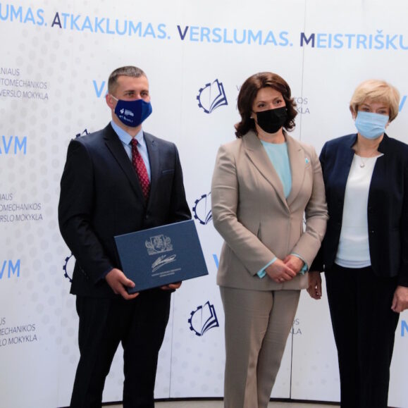 Sektoriniame praktinio mokymo centre lankėsi  Lietuvos prezidento Gitano Naudėdos žmona Diana Nausėdienė.