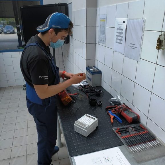 PROFESINIO MEISTRIŠKUMO KONKURSAS „JAUNASIS AUTOMECHANIKAS 2021