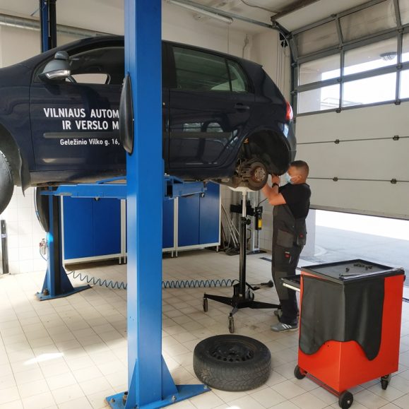 PROFESINIO MEISTRIŠKUMO KONKURSAS „JAUNASIS AUTOMECHANIKAS 2021