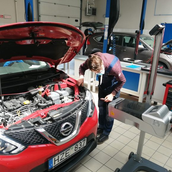 PROFESINIO MEISTRIŠKUMO KONKURSAS „JAUNASIS AUTOMECHANIKAS 2021