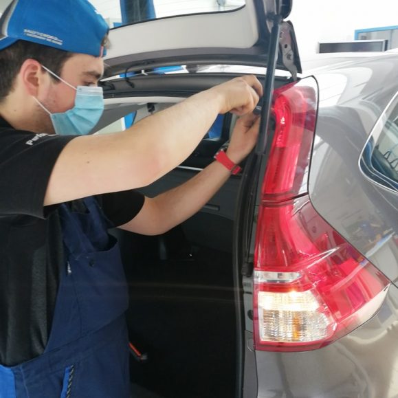 PROFESINIO MEISTRIŠKUMO KONKURSAS „JAUNASIS AUTOMECHANIKAS 2021