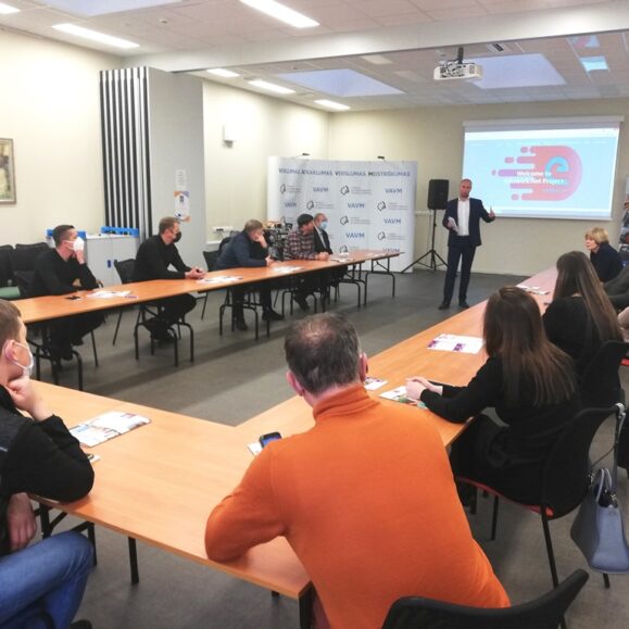 Diskusija su darbdaviais Sektoriniame centre