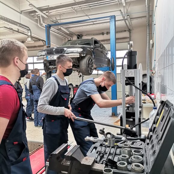 Projektinė veikla VAVM su Biržų technologijų ir verslo mokymo centro mokiniais