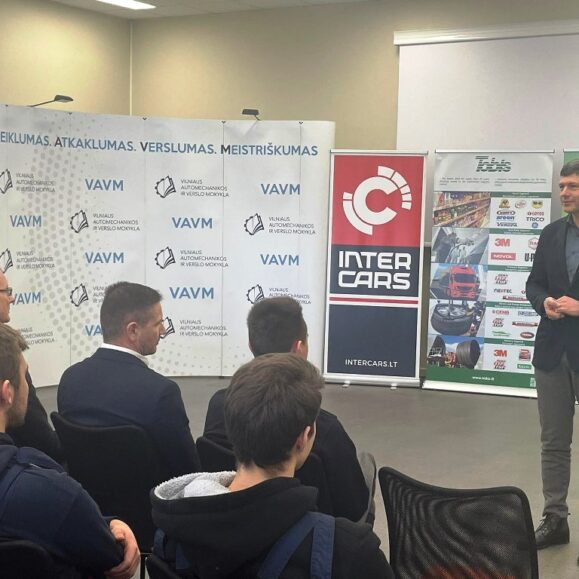 <strong>PROFESINIO MEISTRIŠKUMO KONKURSAS „JAUNASIS AUTOMECHANIKAS 2023“</strong>