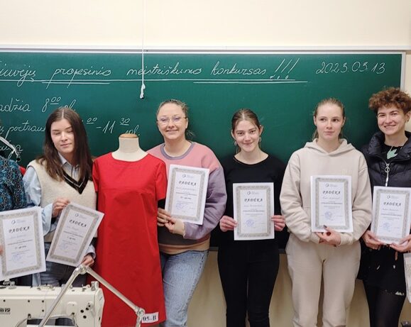 Mokykloje vyko siuvėjų profesinio meistriškumo konkursas
