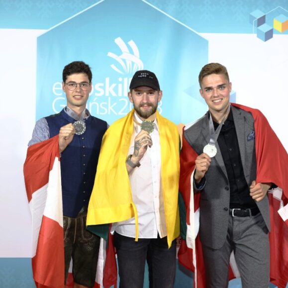 GERIAUSIAS JAUNASIS AUTOMECHANIKAS EUROPOJE!