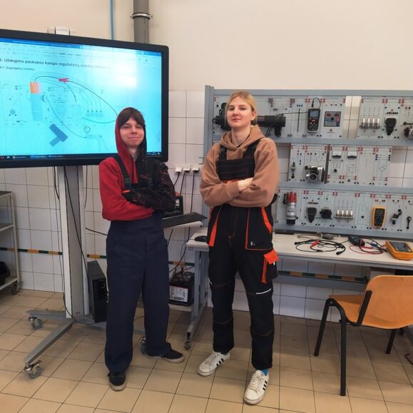 Kupiškio technologijų ir verslo mokinių stažuotė VAVM SPMC