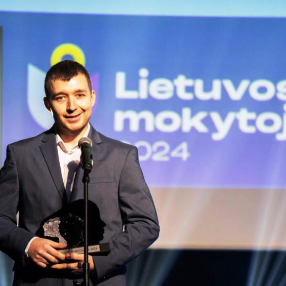 Profesijos mokytojui Aurimui Spiridonovui įteiktas “Lietuvos mokytojas 2024” apdovanojimas!!!