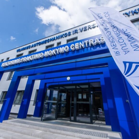 Pasižvalgykime kartu po atnaujintą Sektorinį praktinio mokymo centrą!