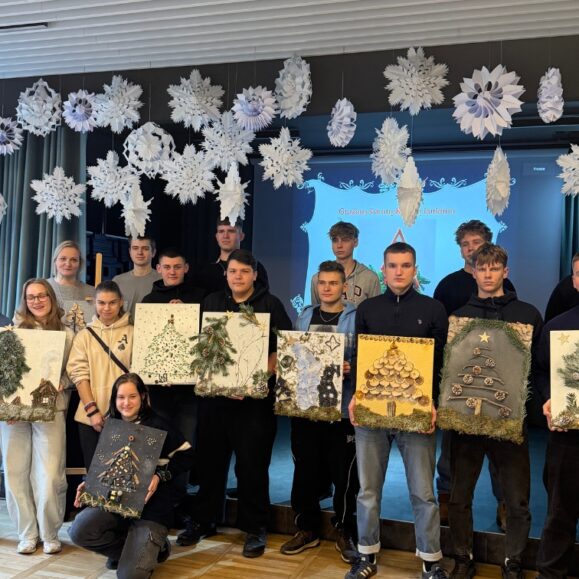 VAVM vyko kalėdinių dekoracijų dirbtuvės